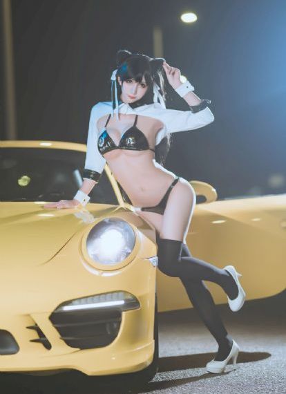 豪放的女大兵